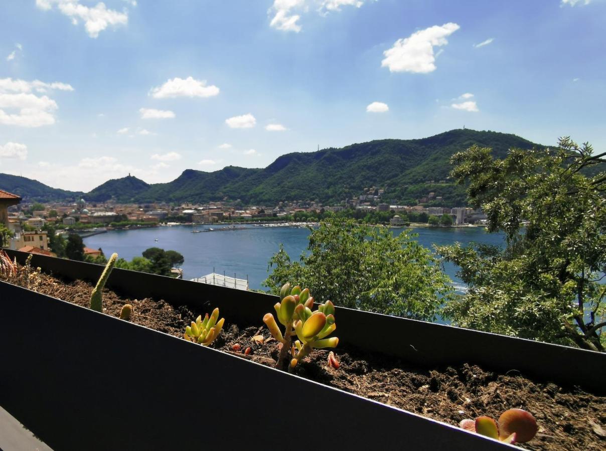 Veranda View Como