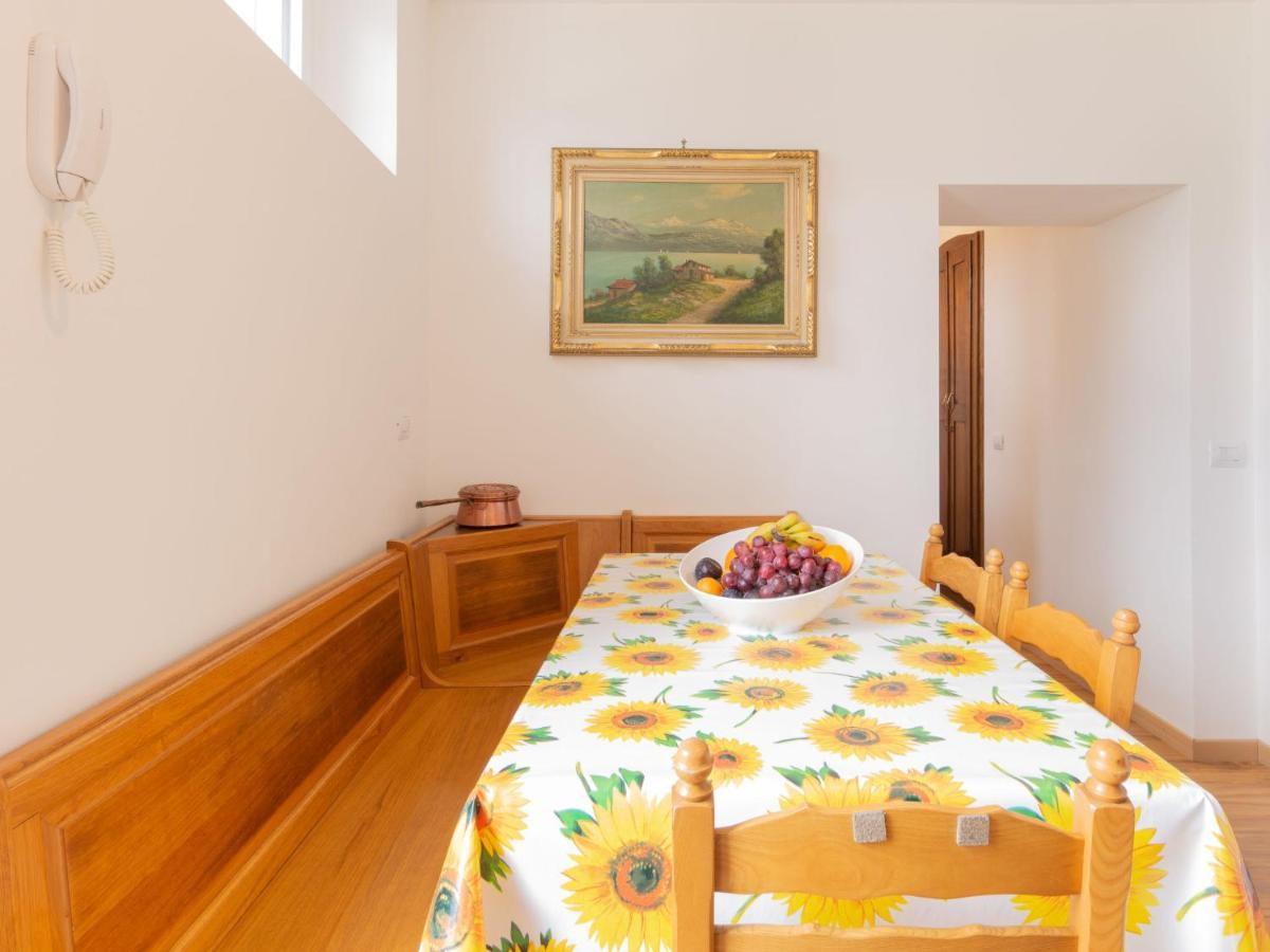 Glicine By Interhome * Perledo