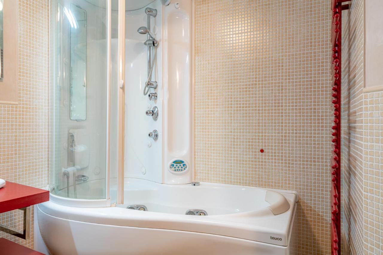 Apartment Easy Welcome Casa Roncati - *