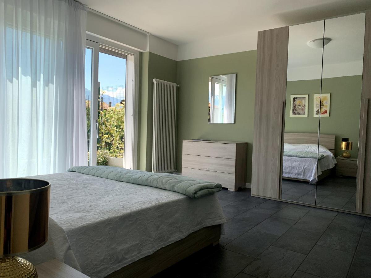 Casa Verde, Dongo, Di Casa vacanze