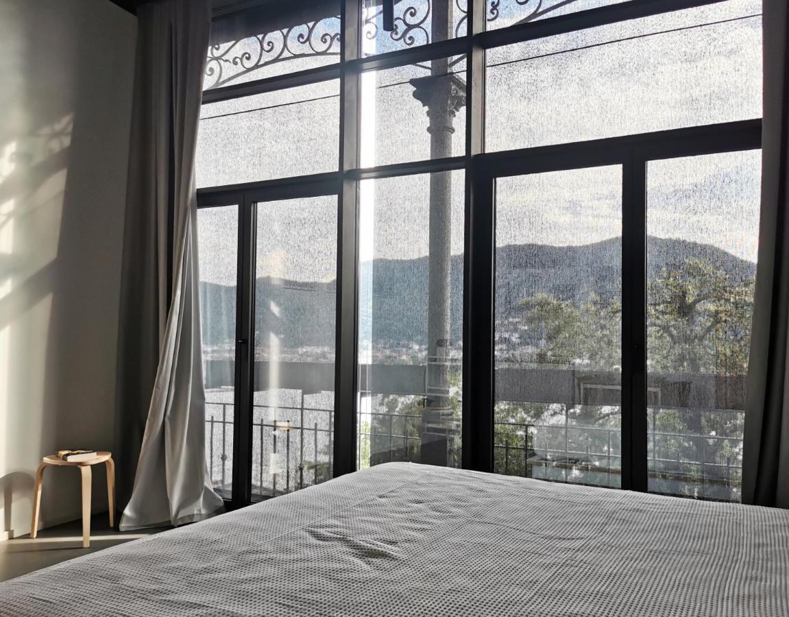 Veranda View Como