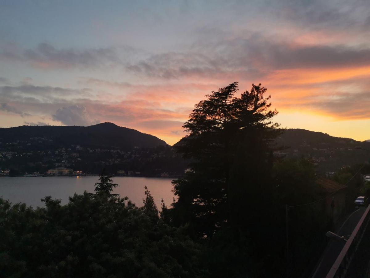 Veranda View Como