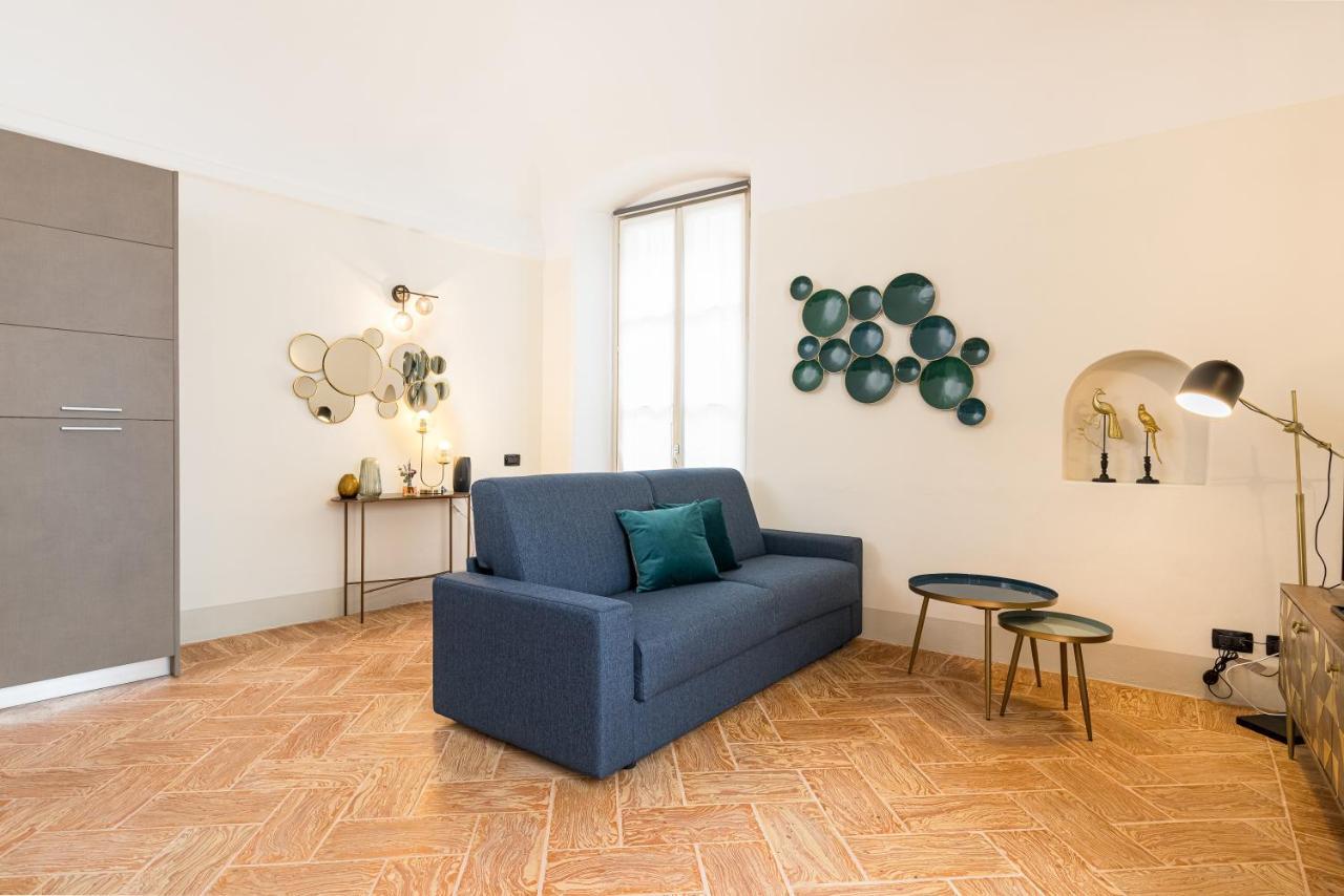 Palazzo Odescalchi Apartment *
