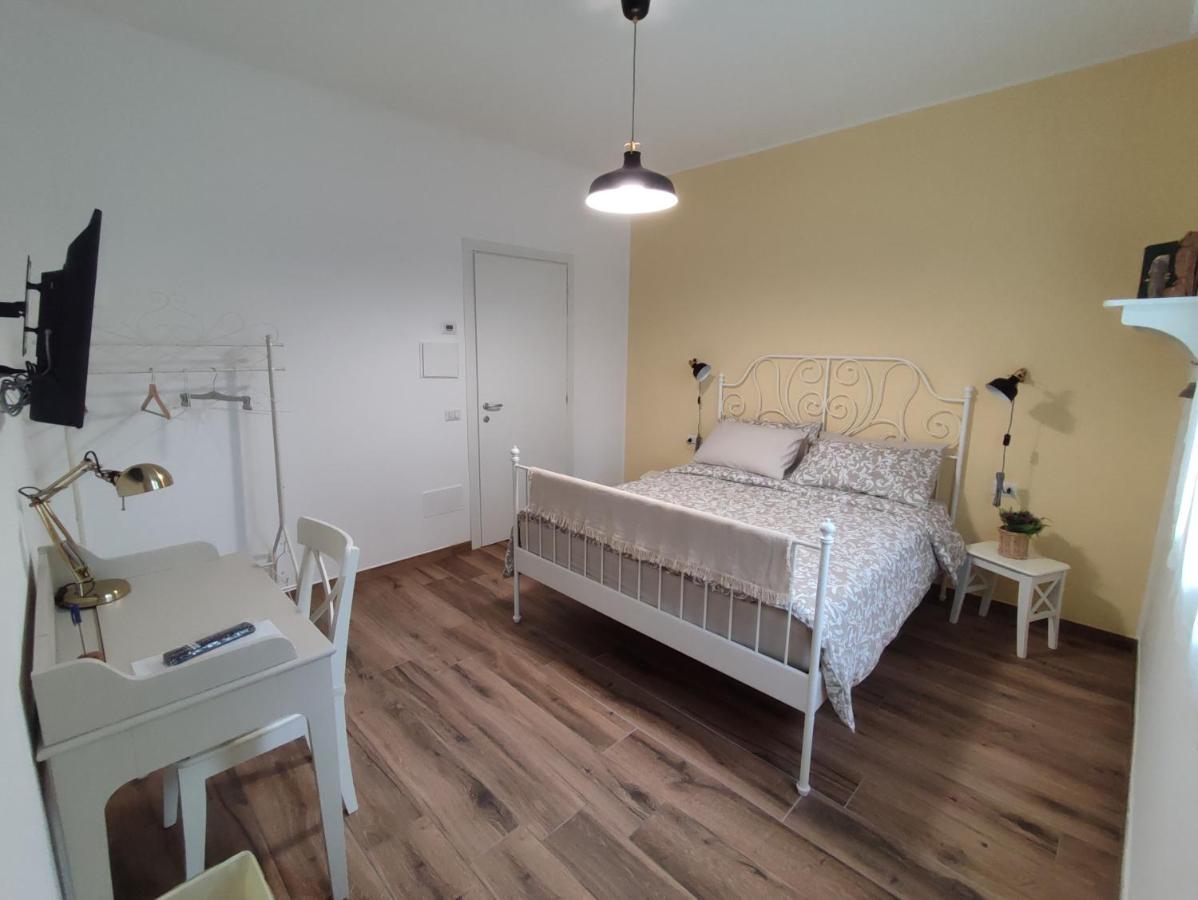 Lora Giusta Guest house Como