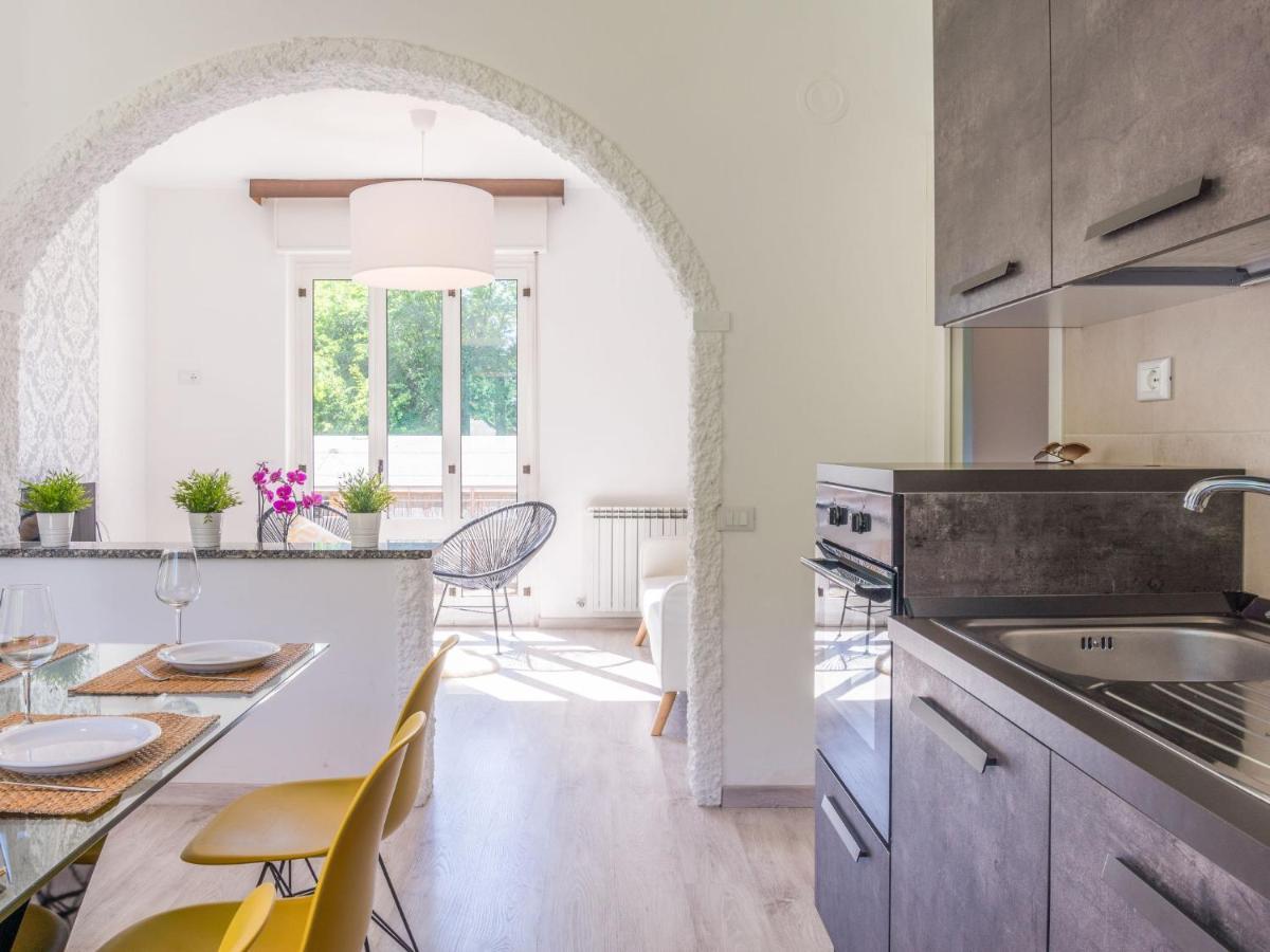 Zaferina - Cco113 By Interhome Carriola