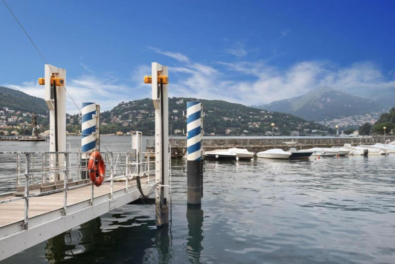 Old View Como
