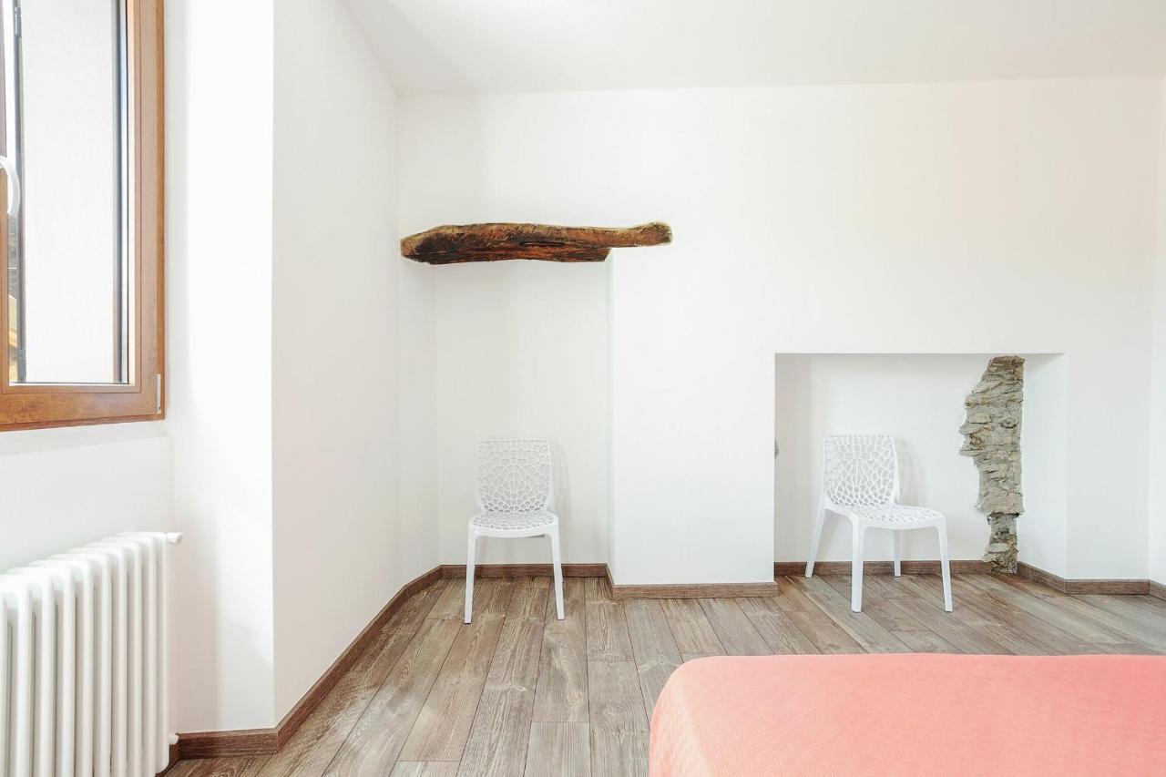 Suits By Halldis Casa vacanze Cremia