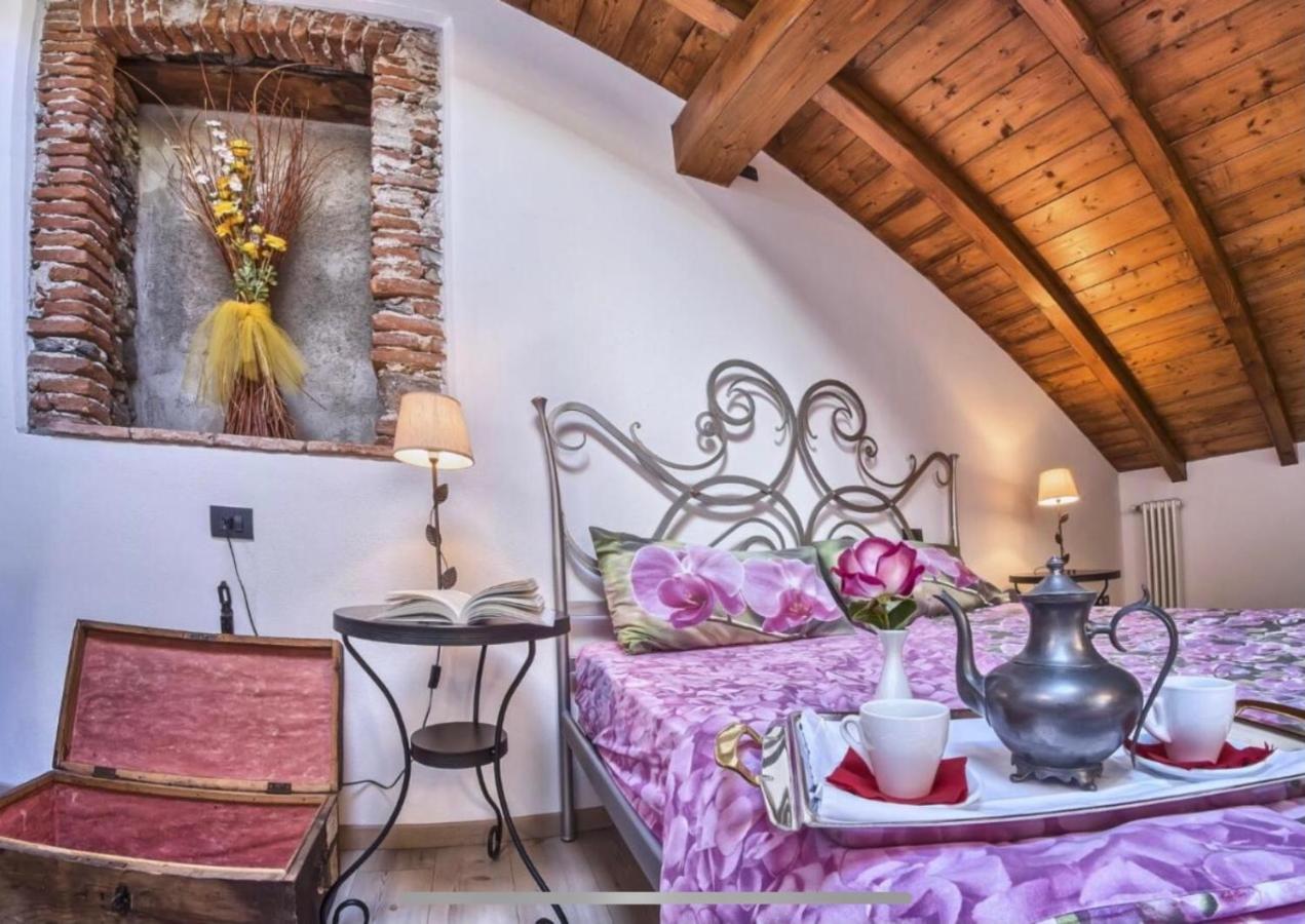 Vinicia, Pool, Jacuzzi, Airco Guest house Domaso