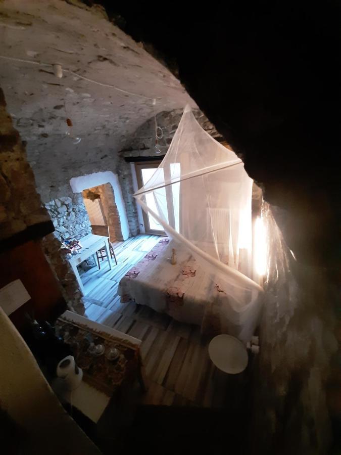 La Grotta Dell'antica Calvasino - Jacuzzi