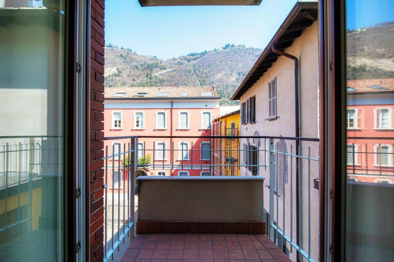 Piazza Roma Terrace - By House Of Travelers *