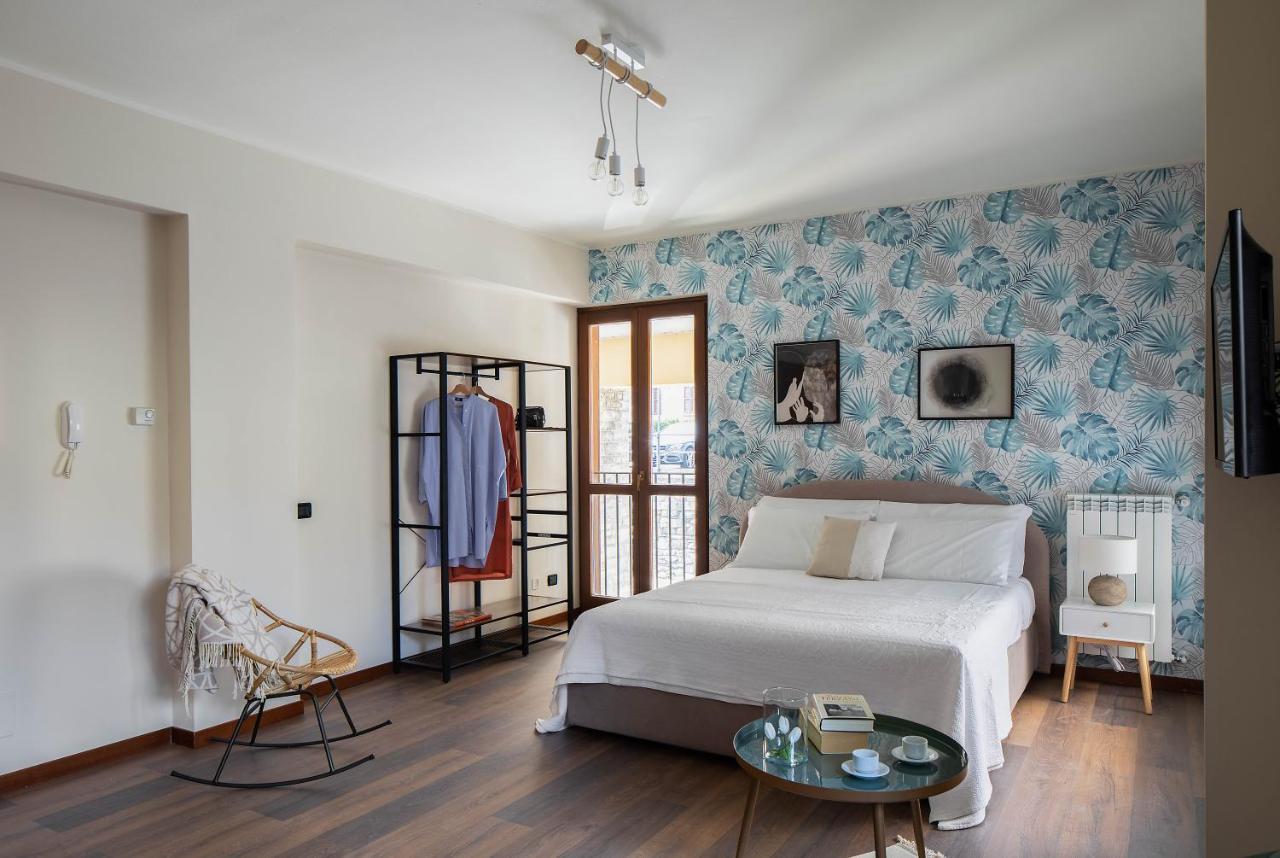 Lario's - 10 Suites On Lake Apartment Acquaseria