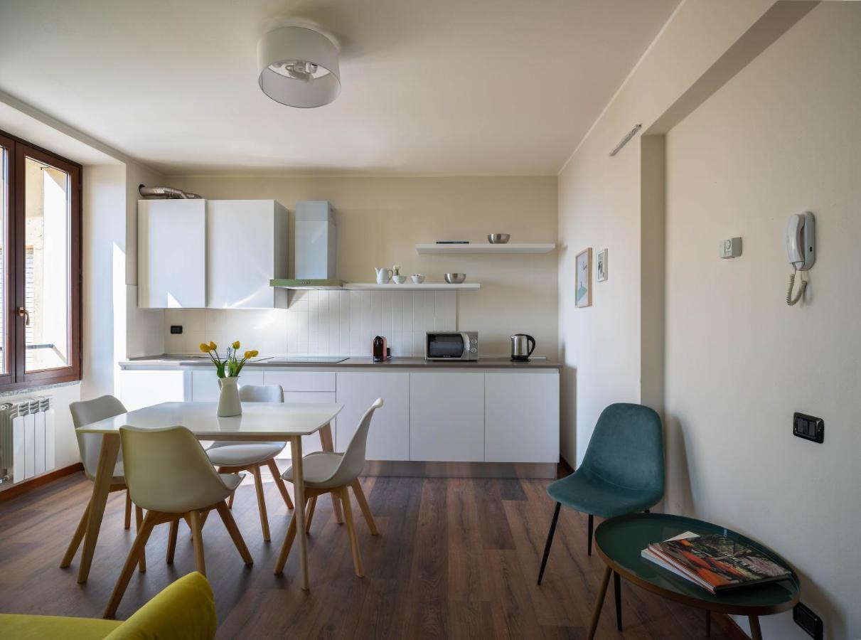 Lario's - 10 Suites On Lake Apartment *