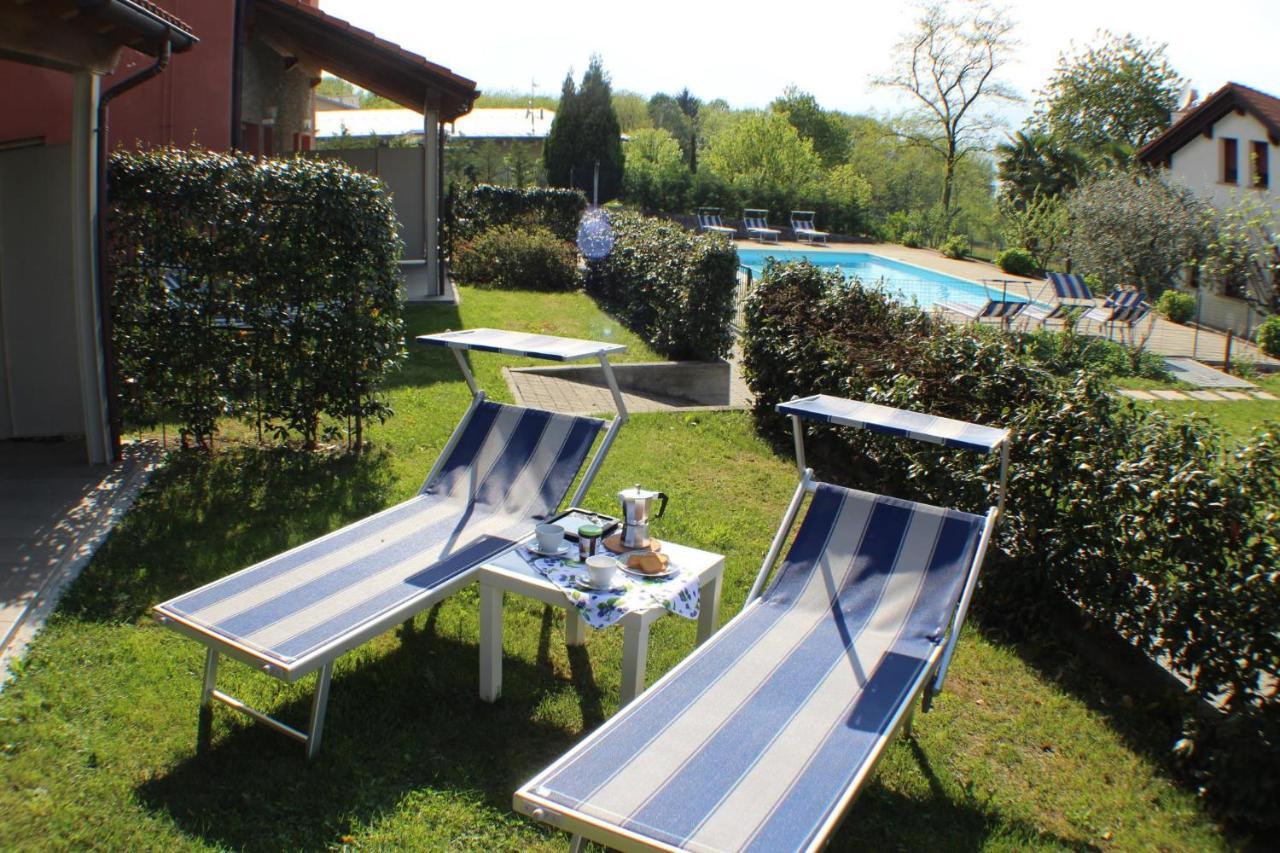 Rose Gialla Firsia Garten Eg Apartment Colico