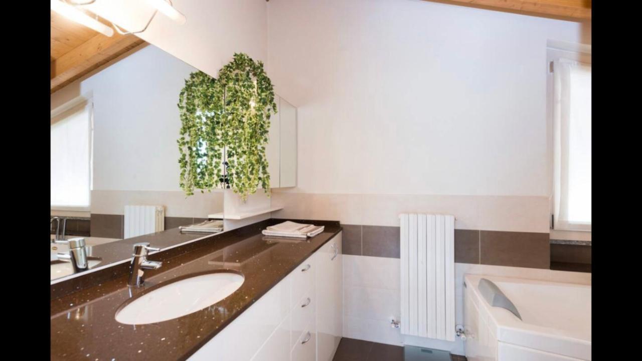 Luxury Lakefront Maisonette Apartment