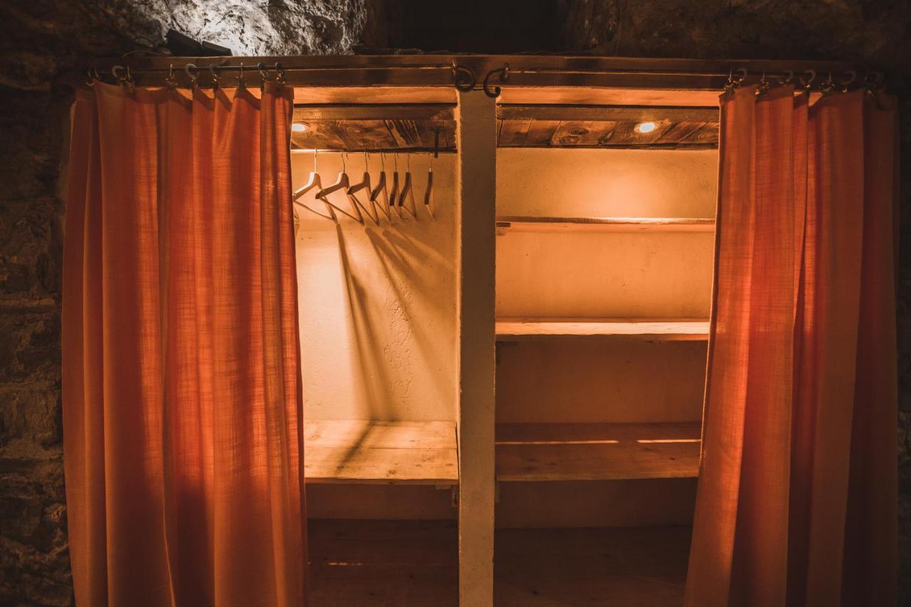 Montemezzo Le In Pietra Apartment