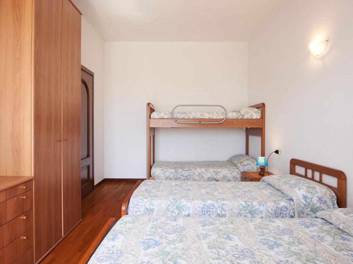 Le Villette-1 By Interhome
