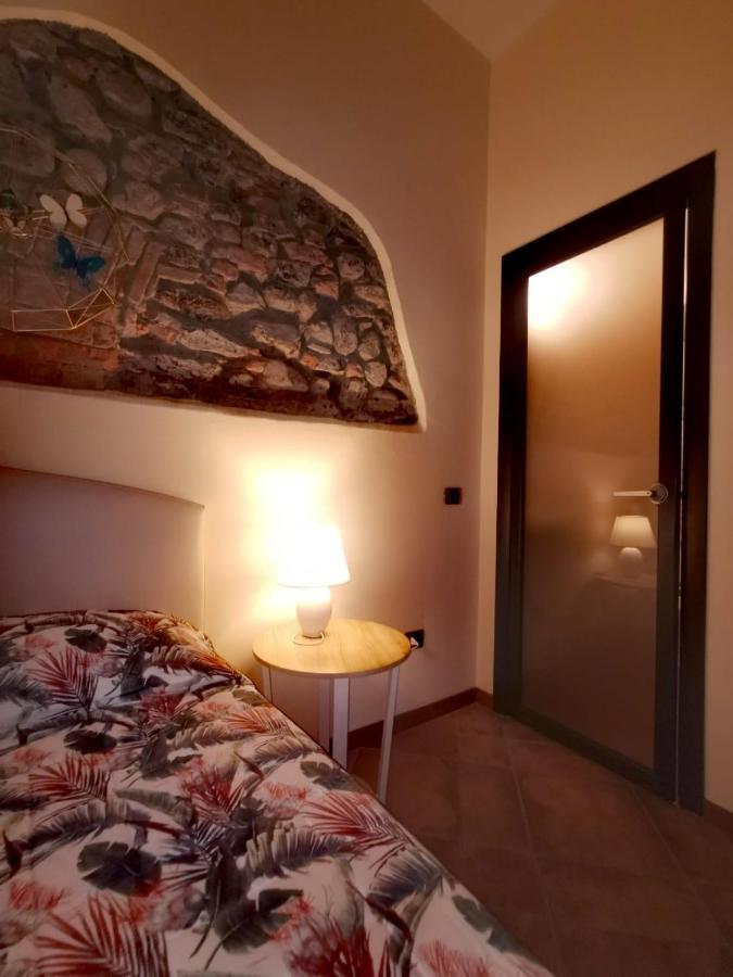 Aura Symphony Apartment *