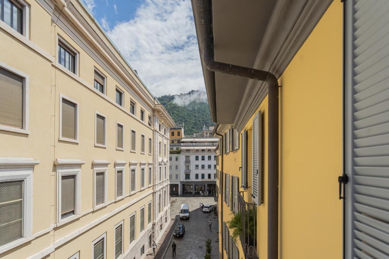 Apartment By Rent Como