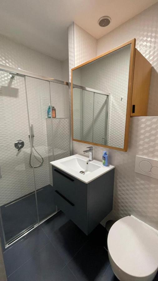 Holiday home View, Swimming Pool, Tennis Court And Private Parking *