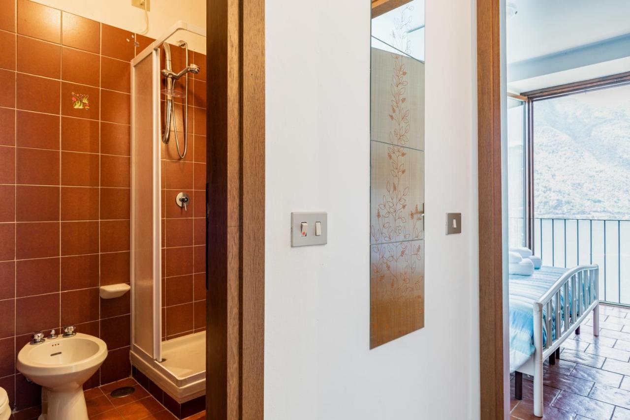 Apartment Apt With Private Parking & Shared Pool! *