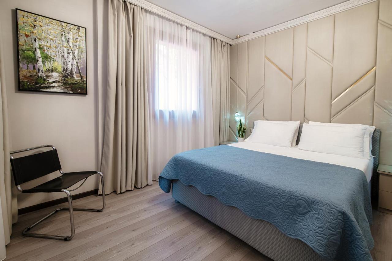 Florissa - By Myhomeincomo Apartment *