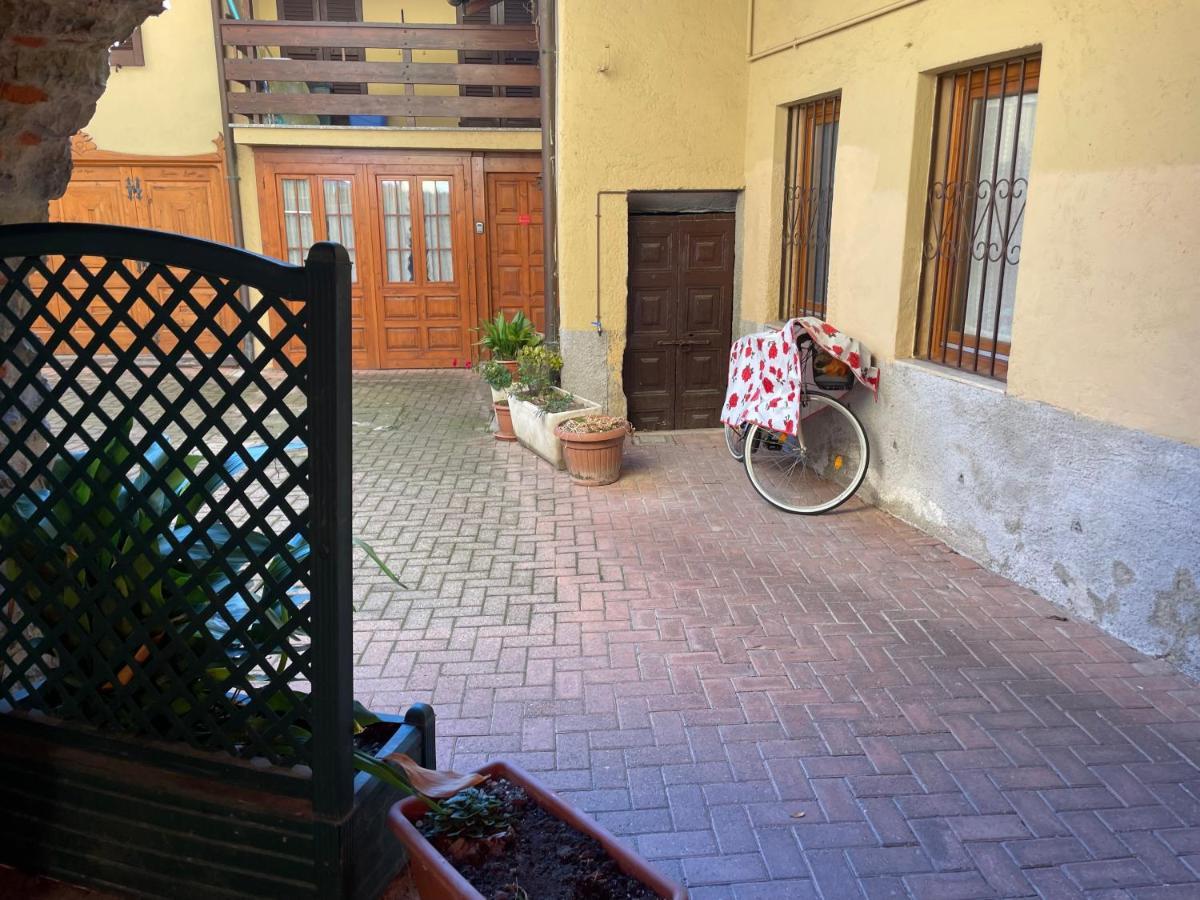 La Corte Brianzola- * Canzo