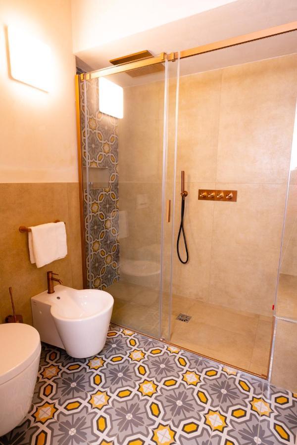 Alberti Hotel *