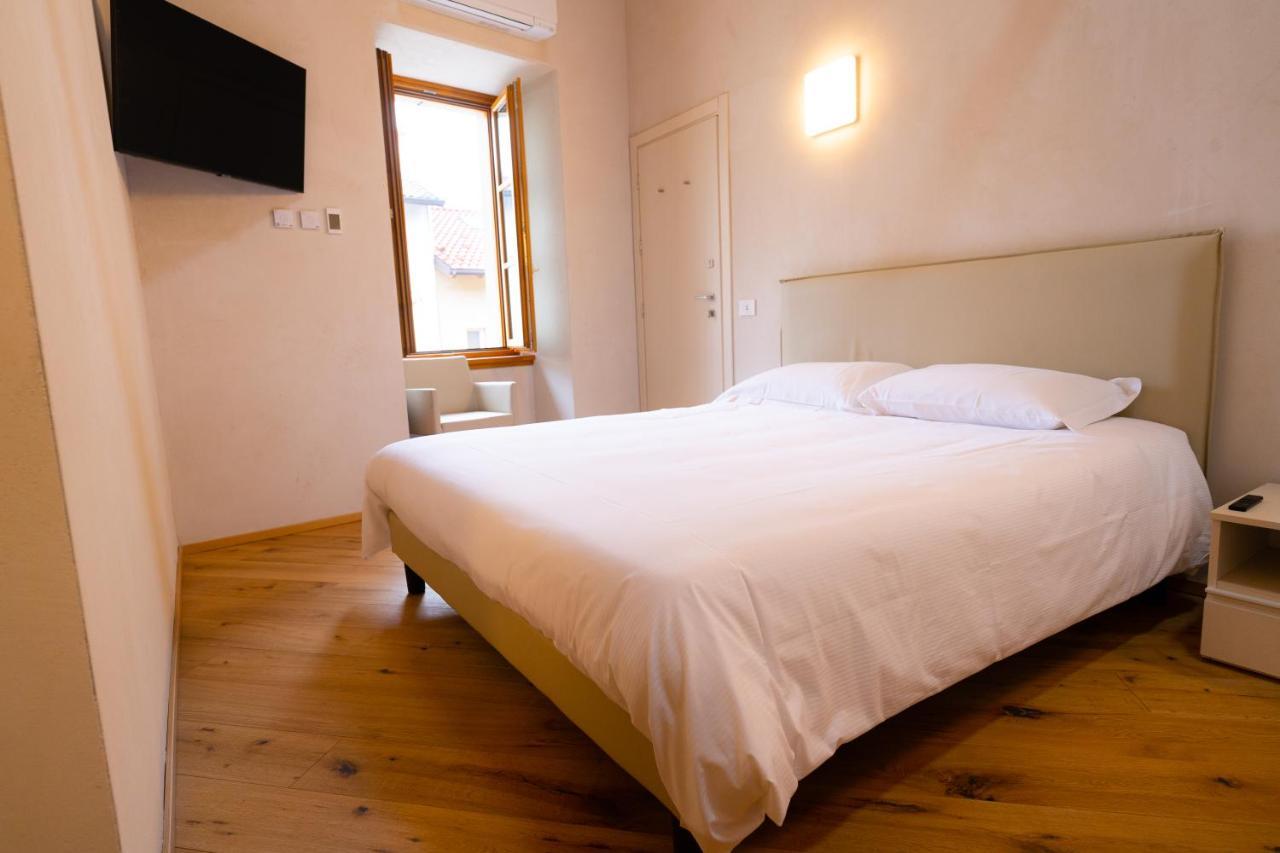 Alberti Hotel *