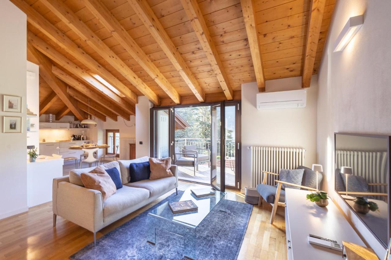 Casa Agatha Lenno- Luxury Air Conditioned Village By Italian Lenno