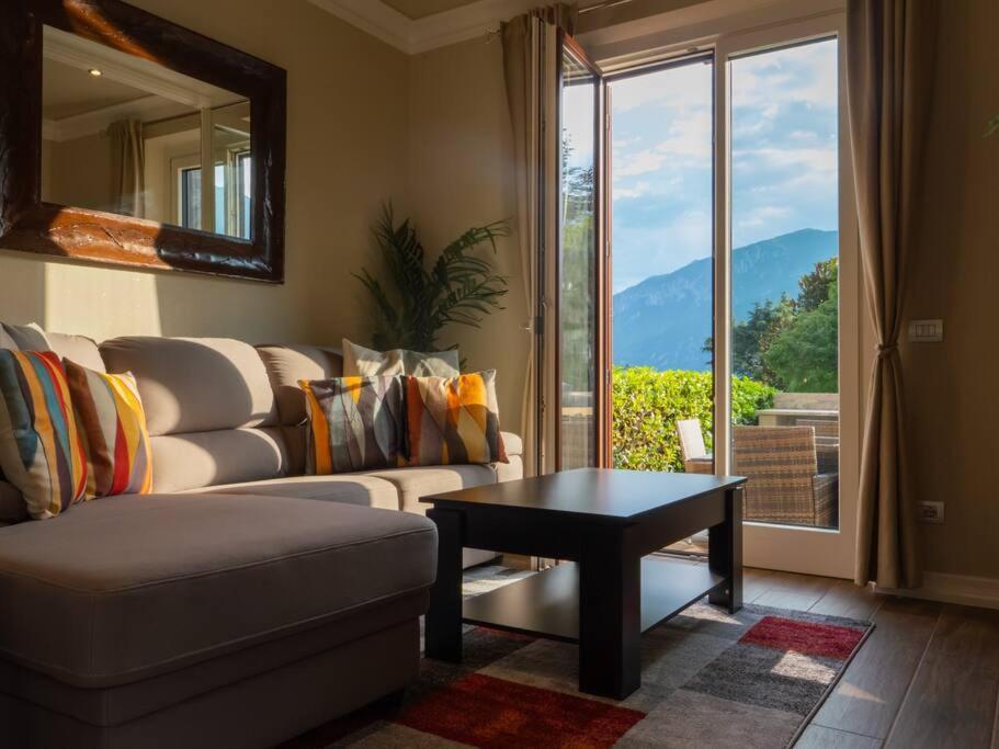 Cimino Luxury Villas In Como- Diana #4 Collection Limonta