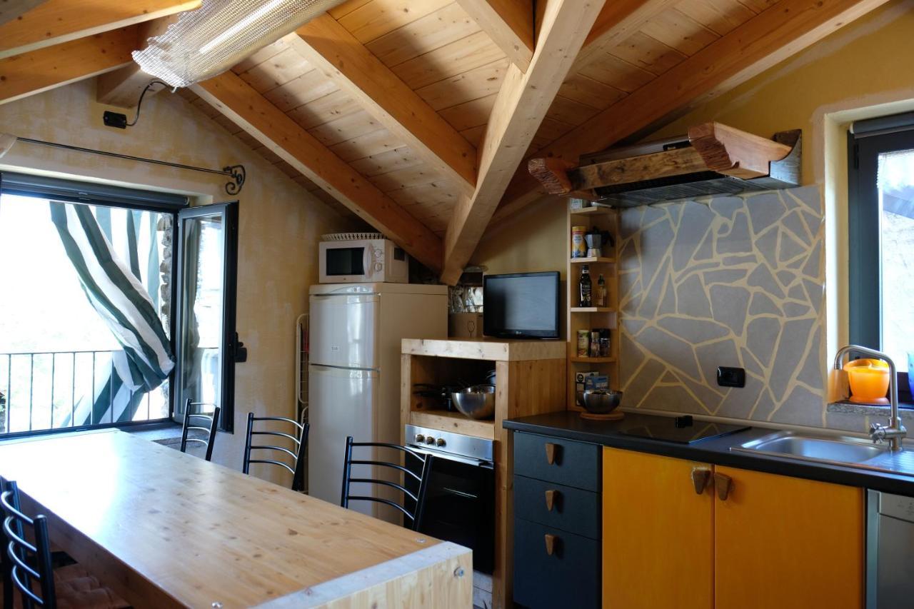 Montemezzo Le In Pietra Apartment