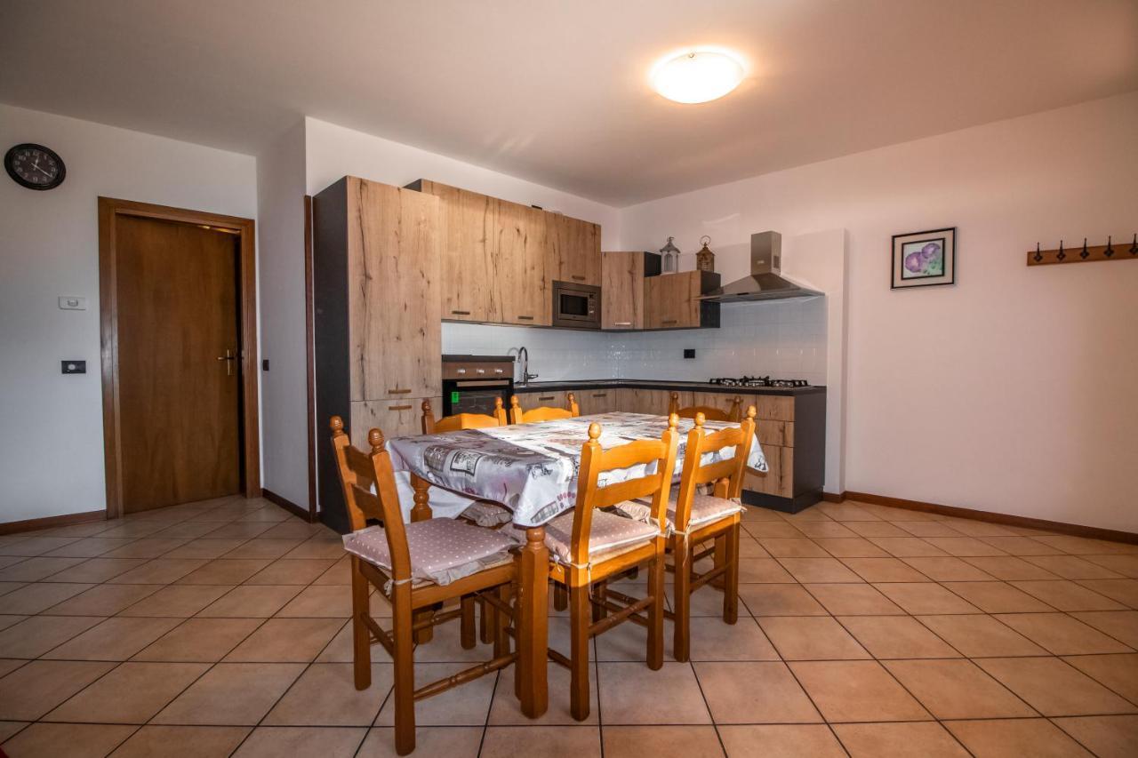 House Nicholas Gera Lario