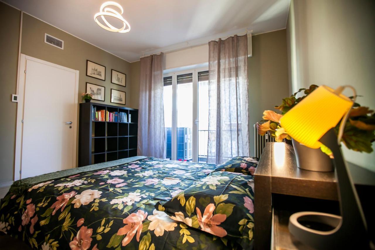 Chic And Freak Atelier Apartment Como