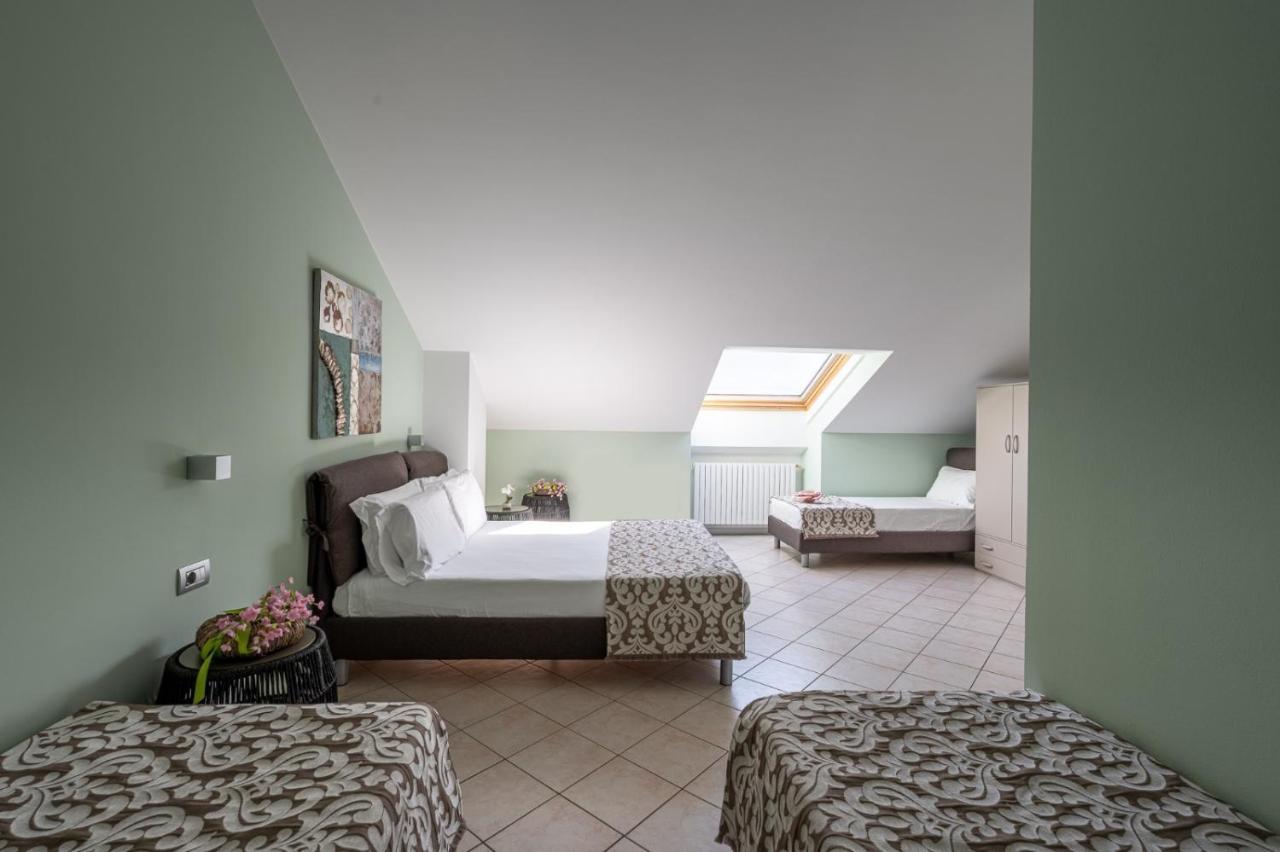 Villa Vittoria With Private Heated Pool & Shared Sauna - Bellagio Village