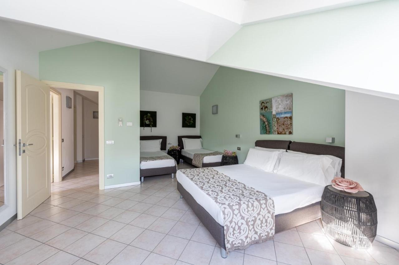 Vittoria With Private Heated Pool & Shared Sauna - Bellagio Village Villa Oliveto Lario