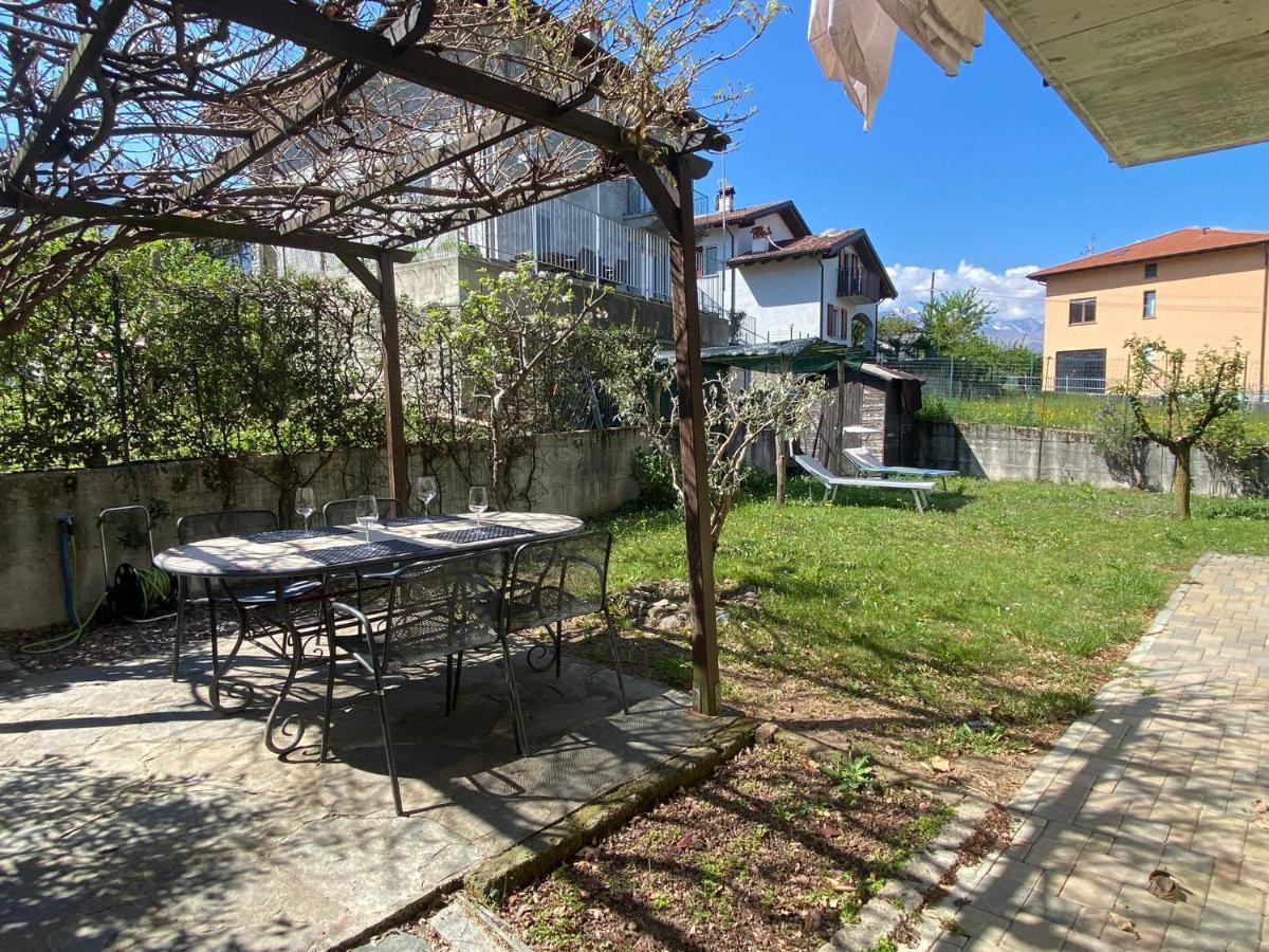 Apartment The Children Smile- With Private Garden Colico