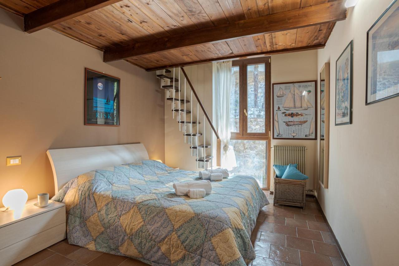 Cozy Lake View With Pool And Park! * Nesso