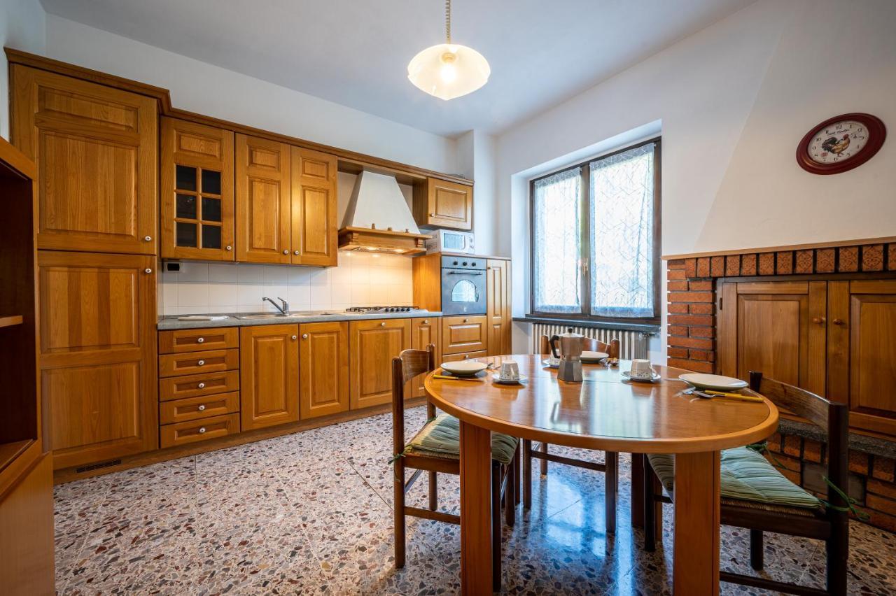 Apartment View With Balcony And Parking - Larihome A25 *