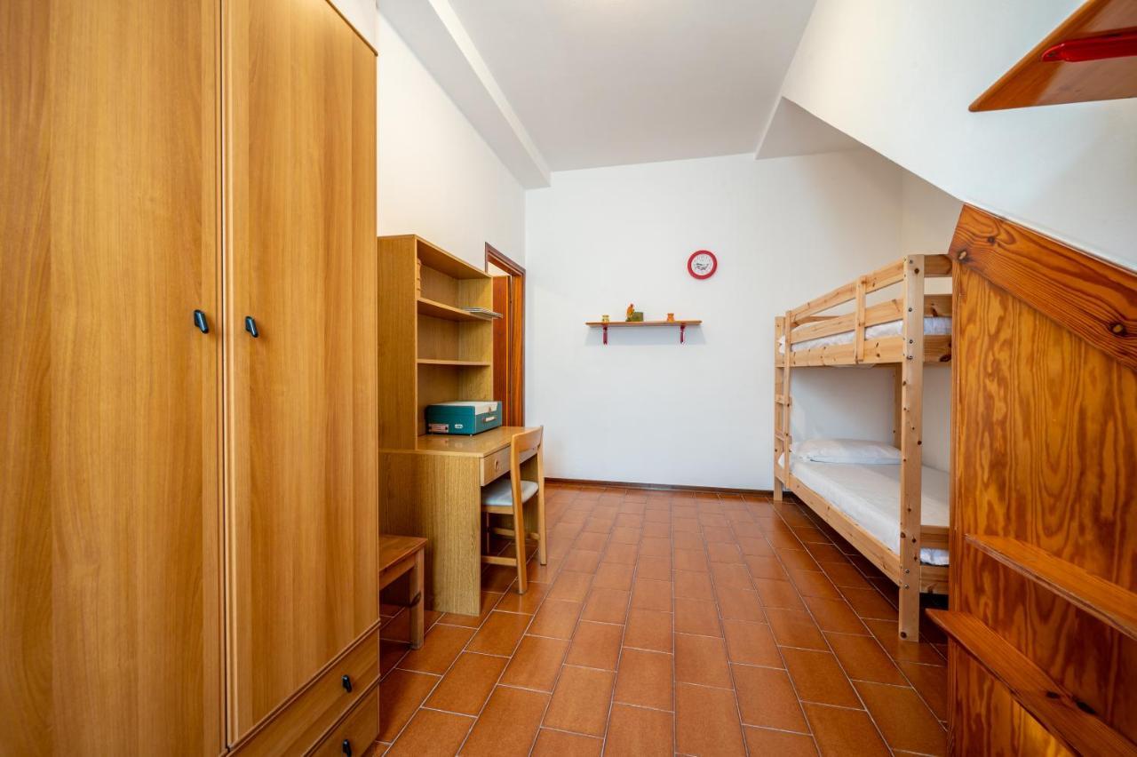 Apartment View With Balcony And Parking - Larihome A25 Gera Lario