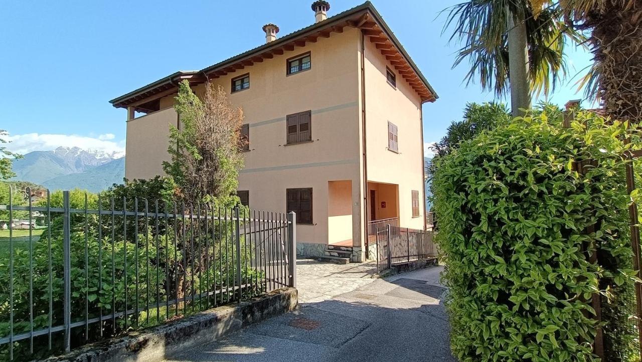 View With Balcony And Parking - Larihome A25 Apartment