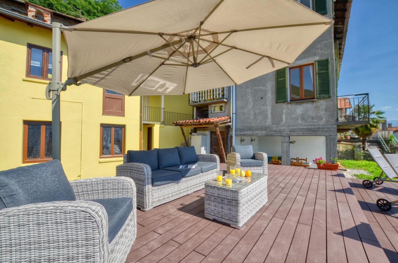Pezzo 3-bedroom Lakeview With Shared Garden And Terrace * San Siro (Lombardy)