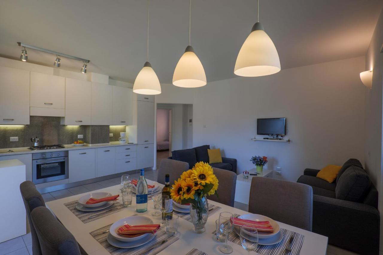 Girasole Casa Gialla Aparthotel *