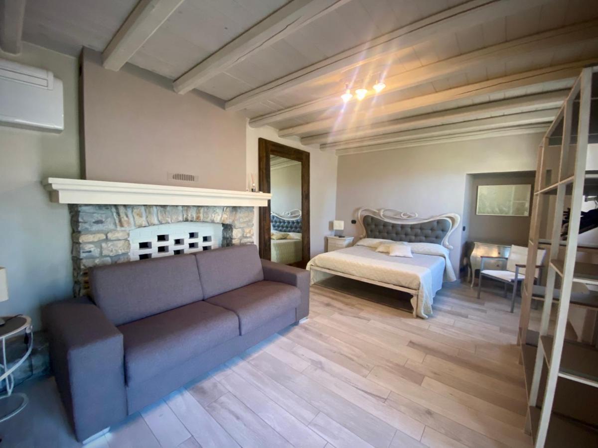 Casale Raffaello Guest house *