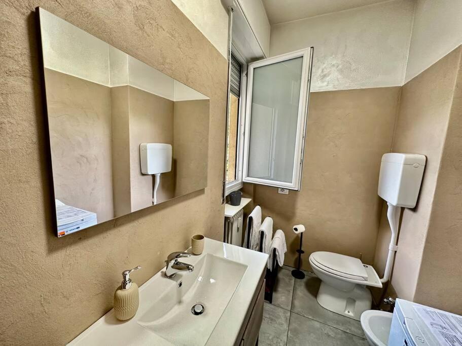 Cost An Business House And Free Park By Revenue House * Como