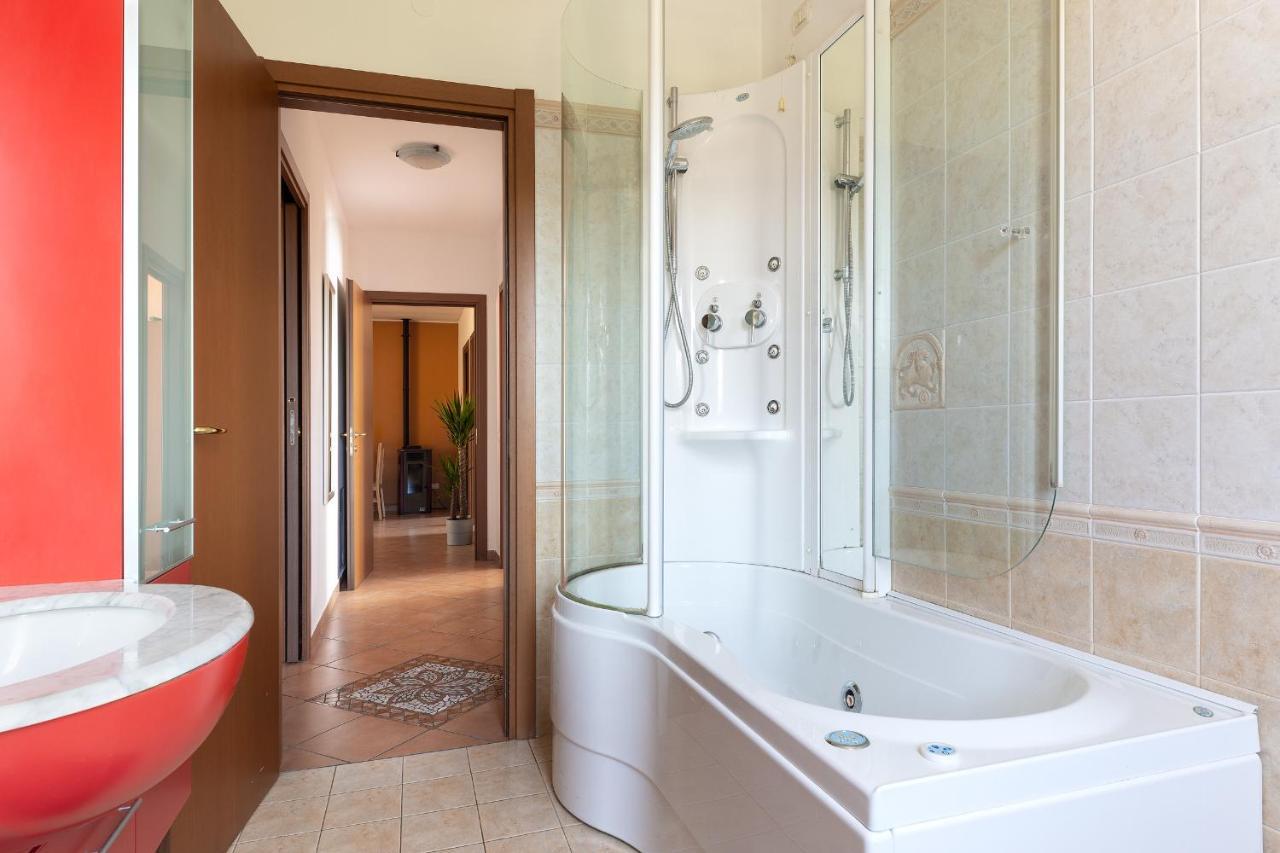 Finestra Sulle Montagne Apartment Albavilla