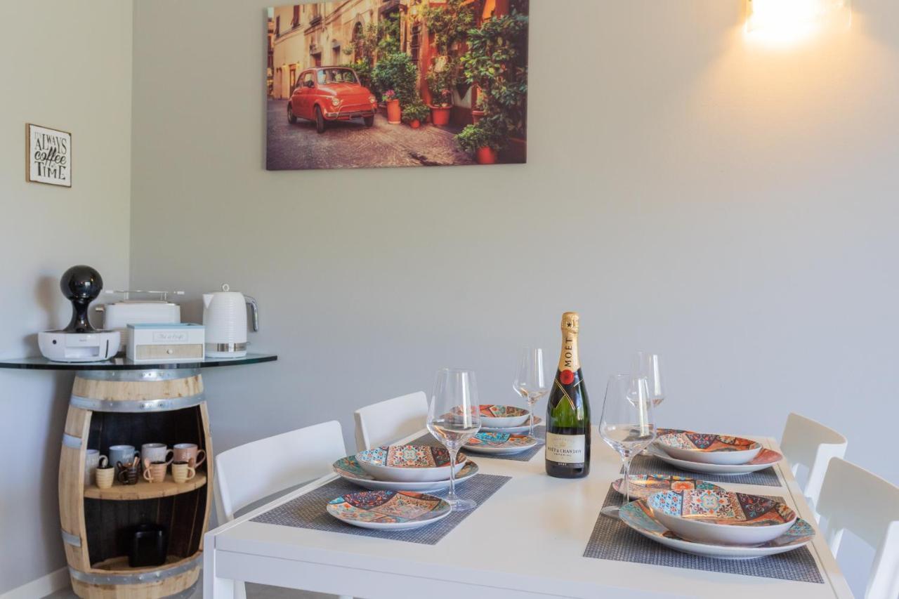 Apartment Anna's Quite & Charme Pianello Del Lario