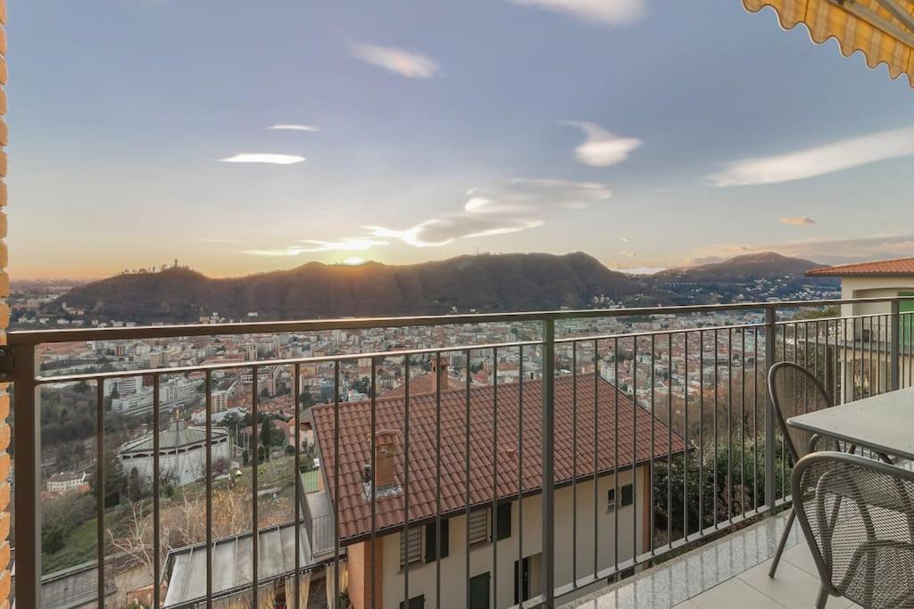 Bellavista Con Ac E Posto Auto A Brunate Appartamento