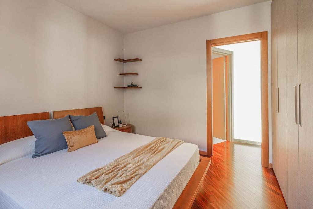 Appartamento Bellavista Con Ac E Posto Auto A Brunate *