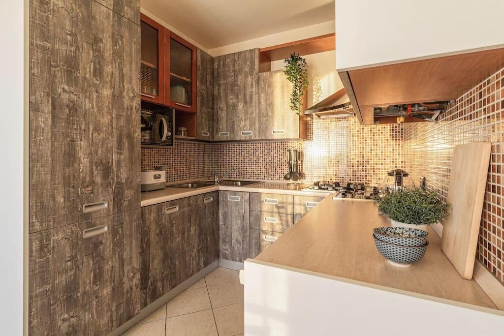 Appartamento Bellavista Con Ac E Posto Auto A Brunate