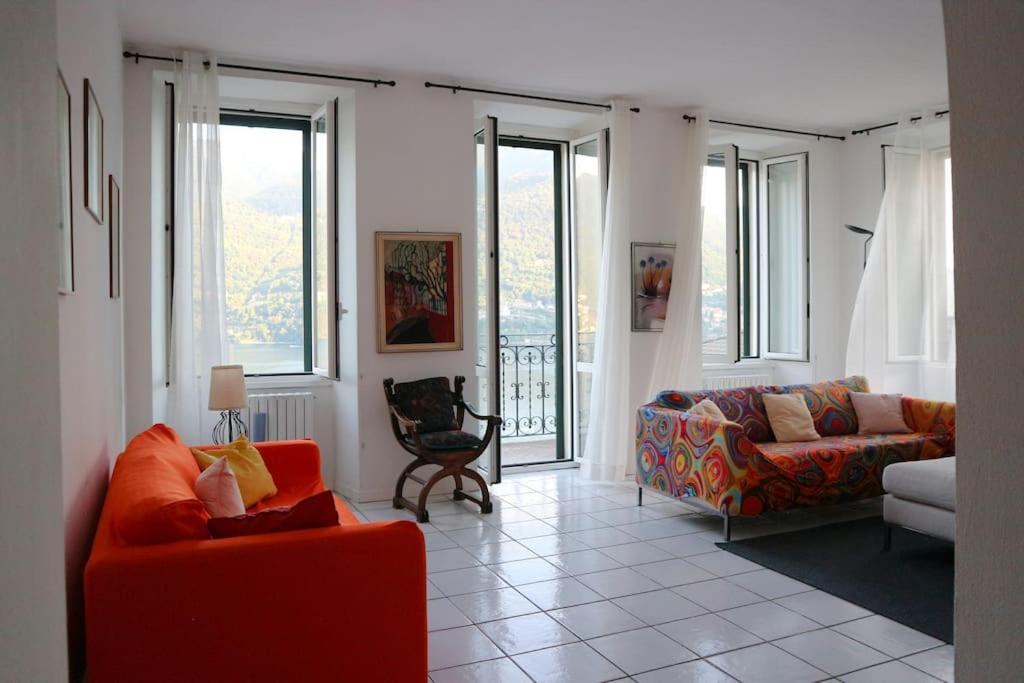 Simo House/ Stunning View/ Balcony Apartment Carate Urio
